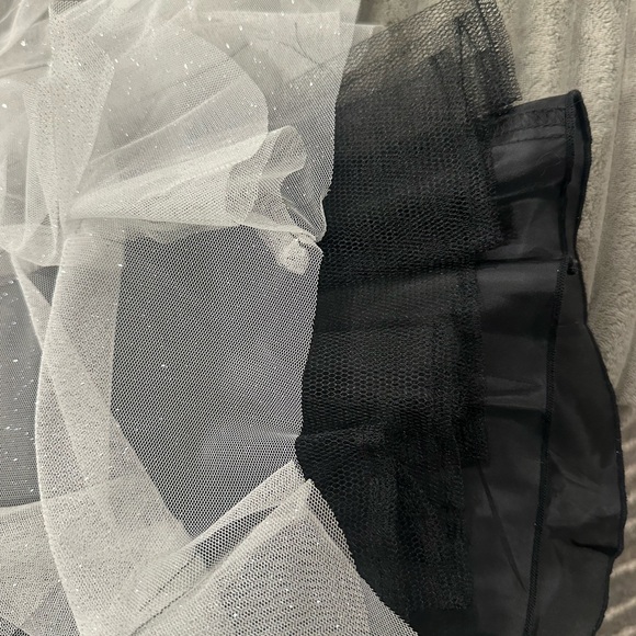 NWOT two piece cocktail, prom, winter formal dress. - Picture 11 of 14